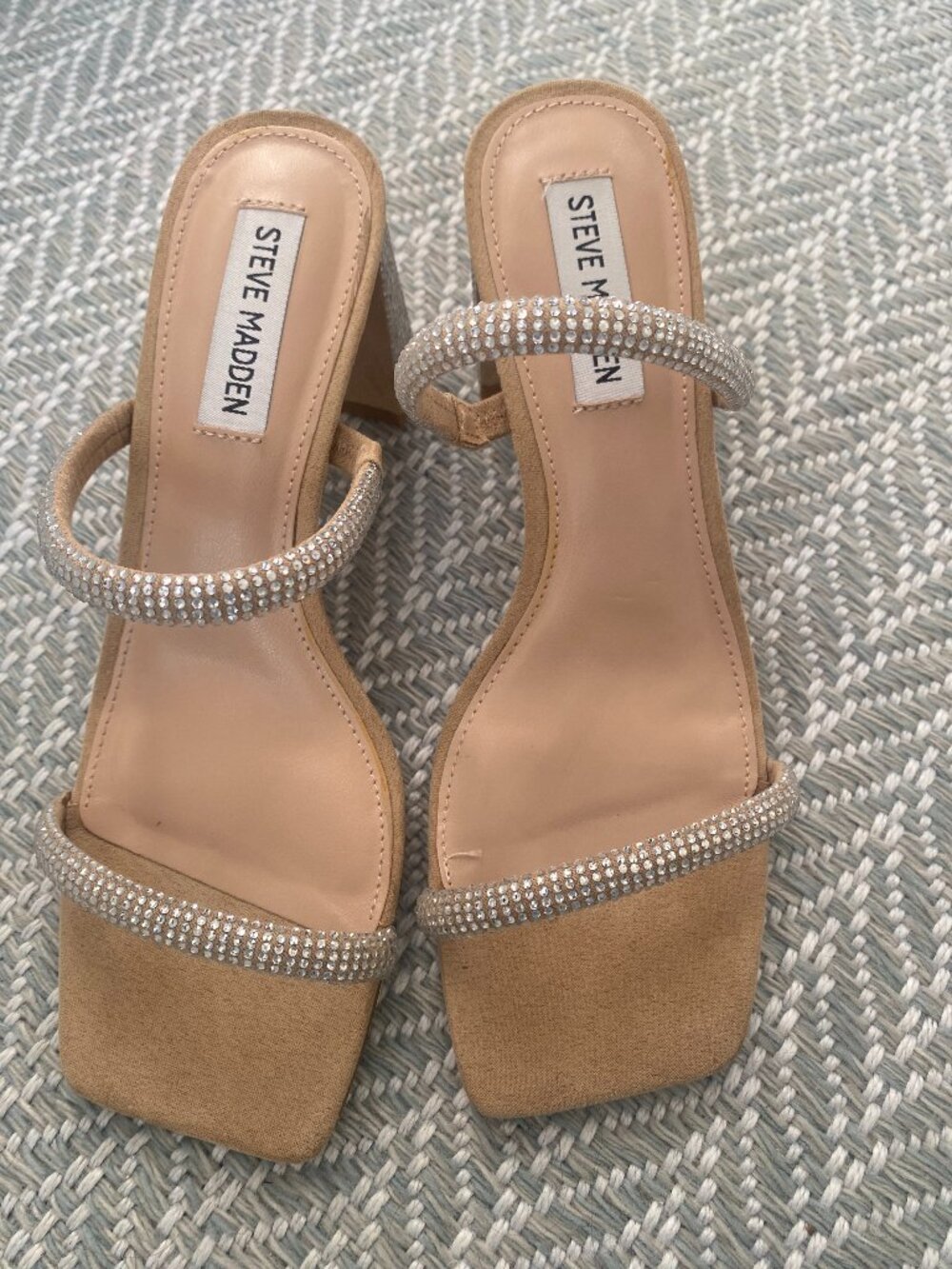 Steve Madden Size 7 rhinestone sandals